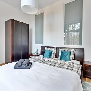  Apartment Blue Mandarin Iii Haffnera